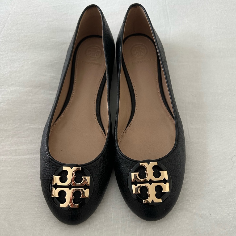 Tory Burch Black Round Toe Flats